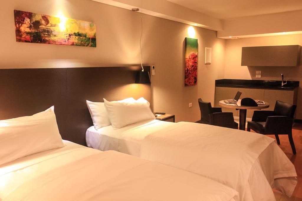 Axsur Design Hotel Montevideo Extérieur photo