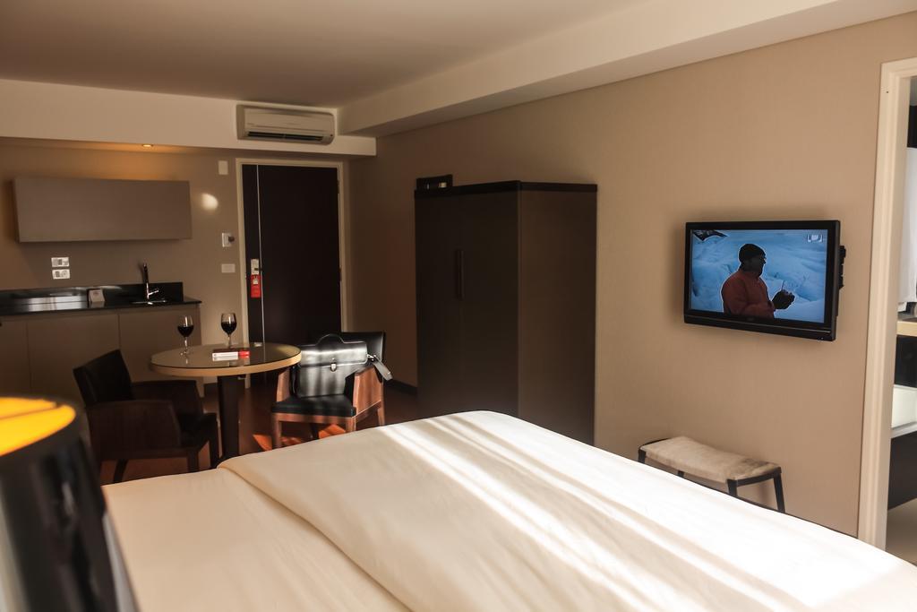 Axsur Design Hotel Montevideo Extérieur photo